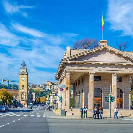 Апартаменти Affittimoderni Bergamo Young Екстер'єр фото